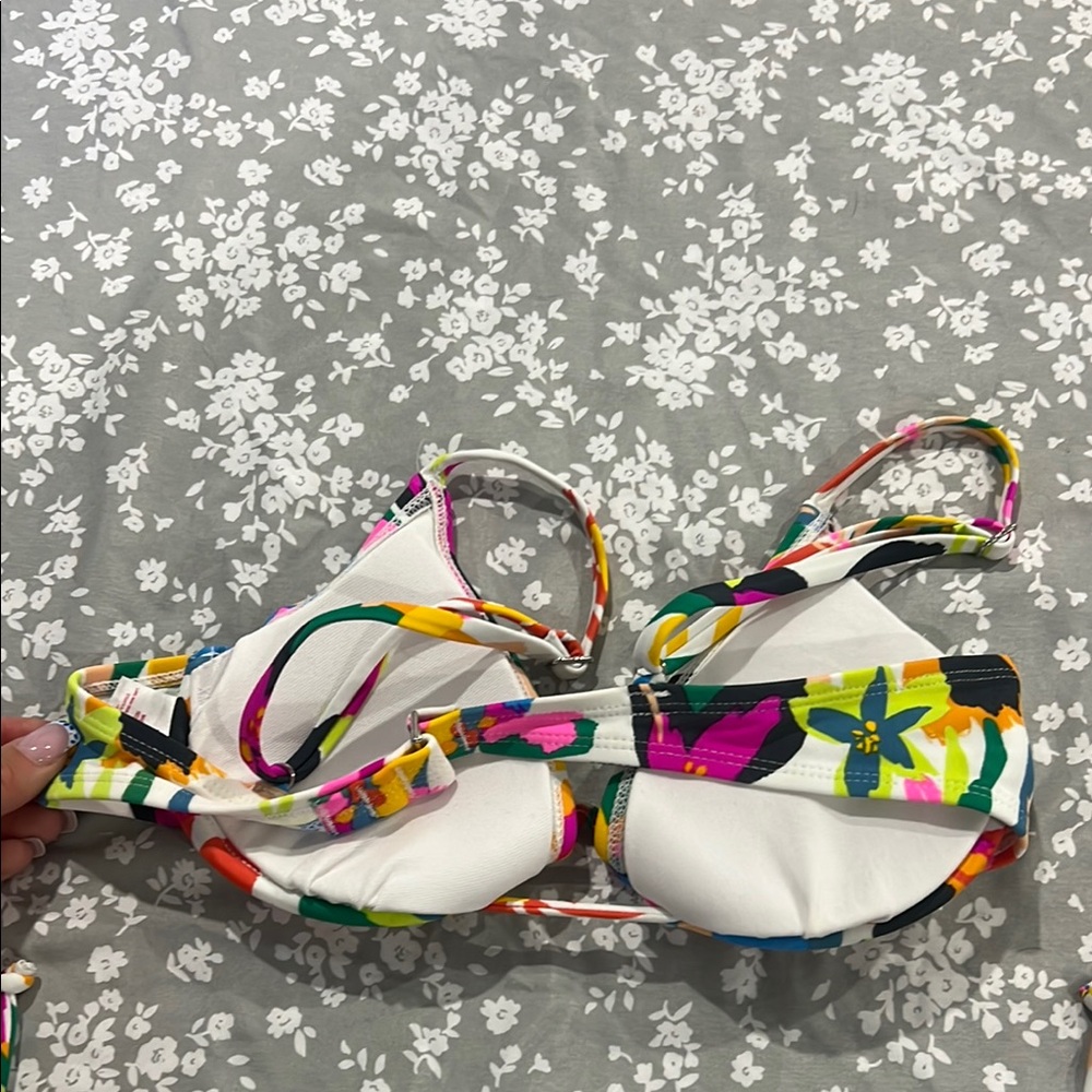 Target Multicolor Floral Bikini Set - Picture 2 of 7